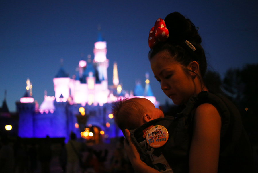 nolan 11 weeks disneyland 1st visit